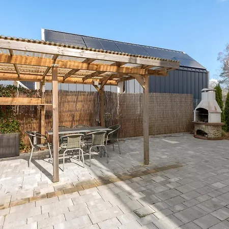 Downtown Nad Morzem * Dębki