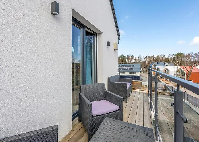 Nad Morzem By Downtown Dębki